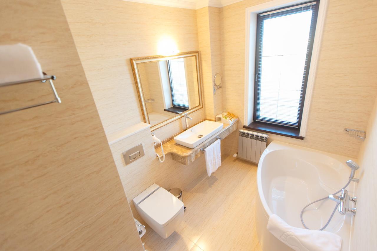 Sultan Palace Hotel Aτιράου Εξωτερικό φωτογραφία Bathroom