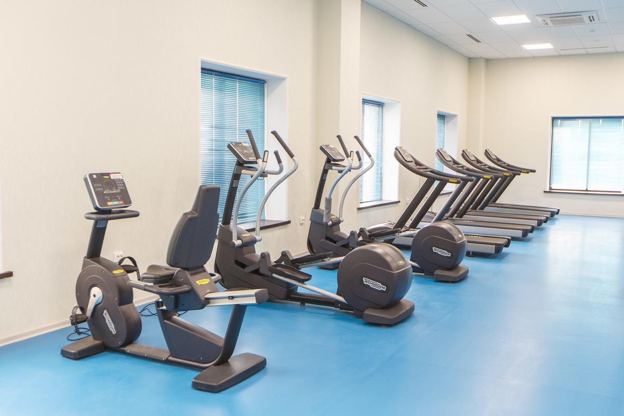 Sultan Palace Hotel Aτιράου Εξωτερικό φωτογραφία The gym at the National Rehabilitation Hospital